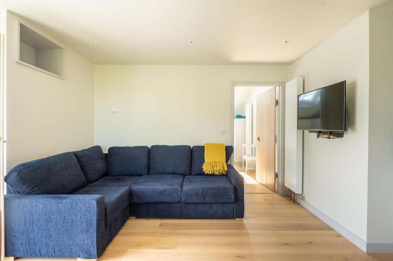 Converted Hay-Loft With Stunning Countryside Views Haverfordwest Exteriör bild