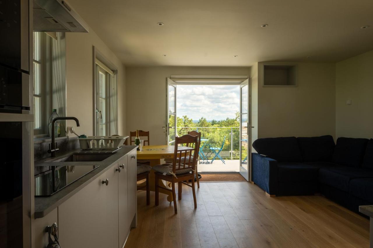 Converted Hay-Loft With Stunning Countryside Views Haverfordwest Exteriör bild